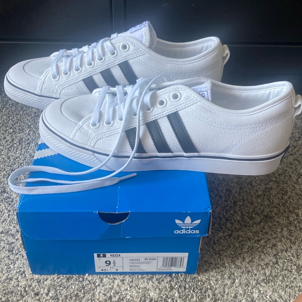 🆕️ BNIB! Adidas Originals Nizza Sneakers White Black 9.5 Mens/11 Women